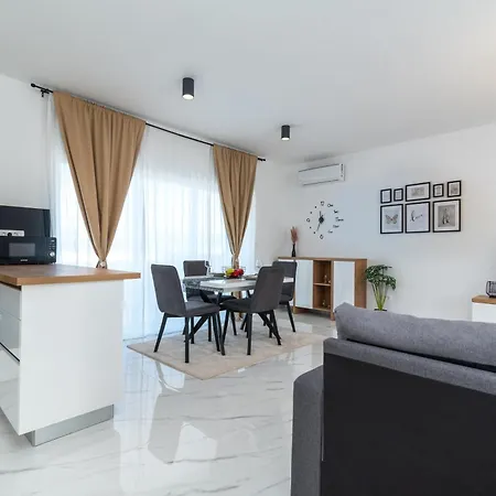 Paradiso Apartment